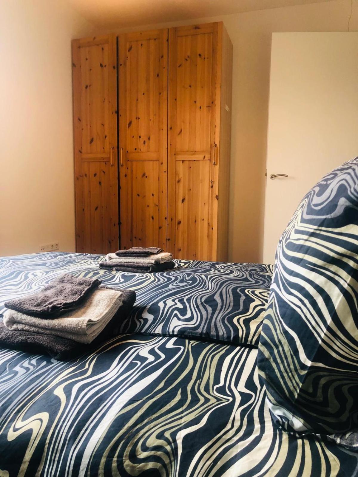 City Zen Apartment Enschede !Free Private Parking Экстерьер фото